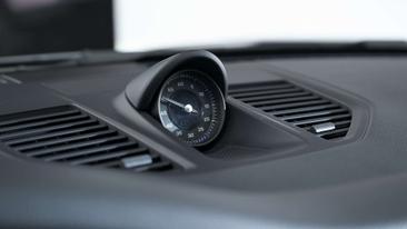 Porsche 992 I Carrera S — photo 17