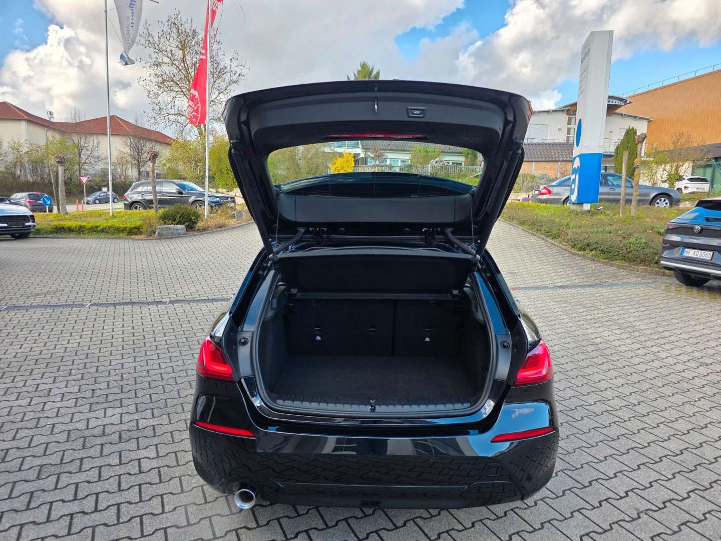 BMW 118i Advantage - 2023 - Joinsteer - #17