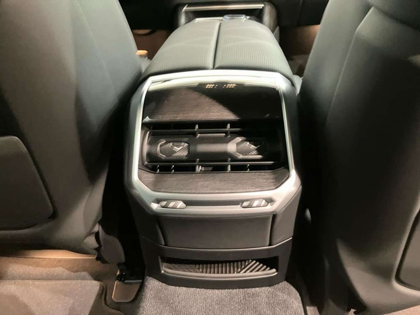 BMW 740 M Sport - 2025 - Joinsteer - #25