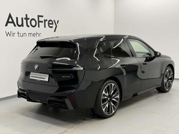 BMW IX XDrive60 — photo 2
