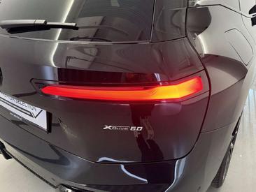 BMW IX XDrive60 — photo 15