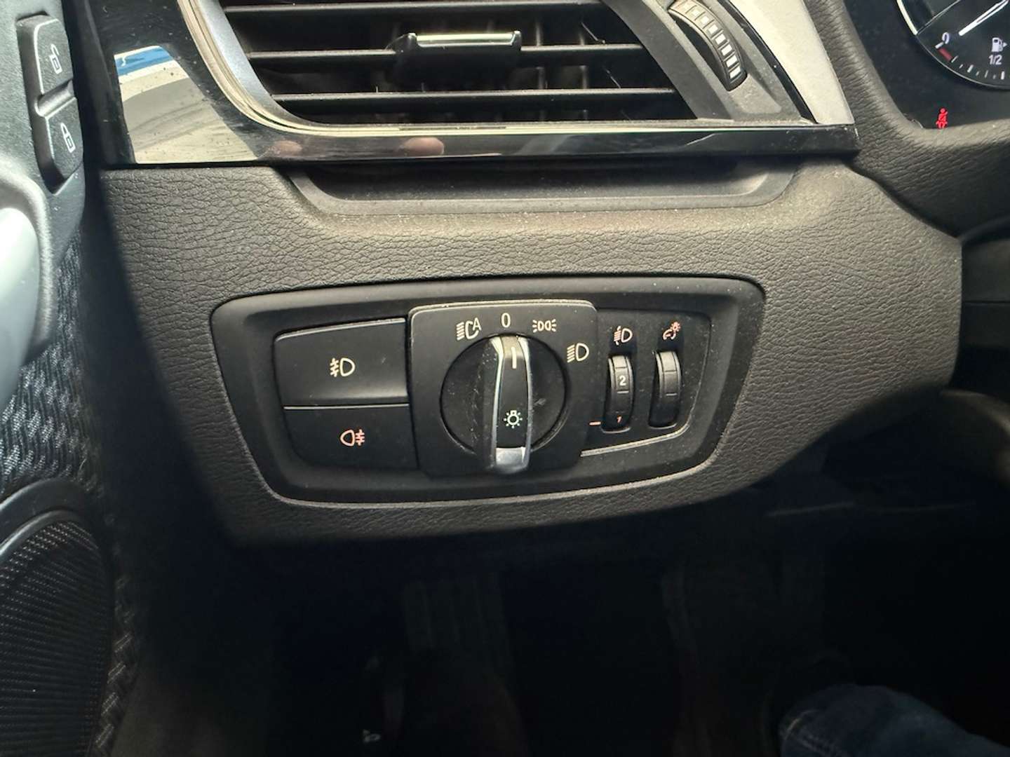 BMW X1 Advantage XDrive25e - 2022 - Joinsteer - #22