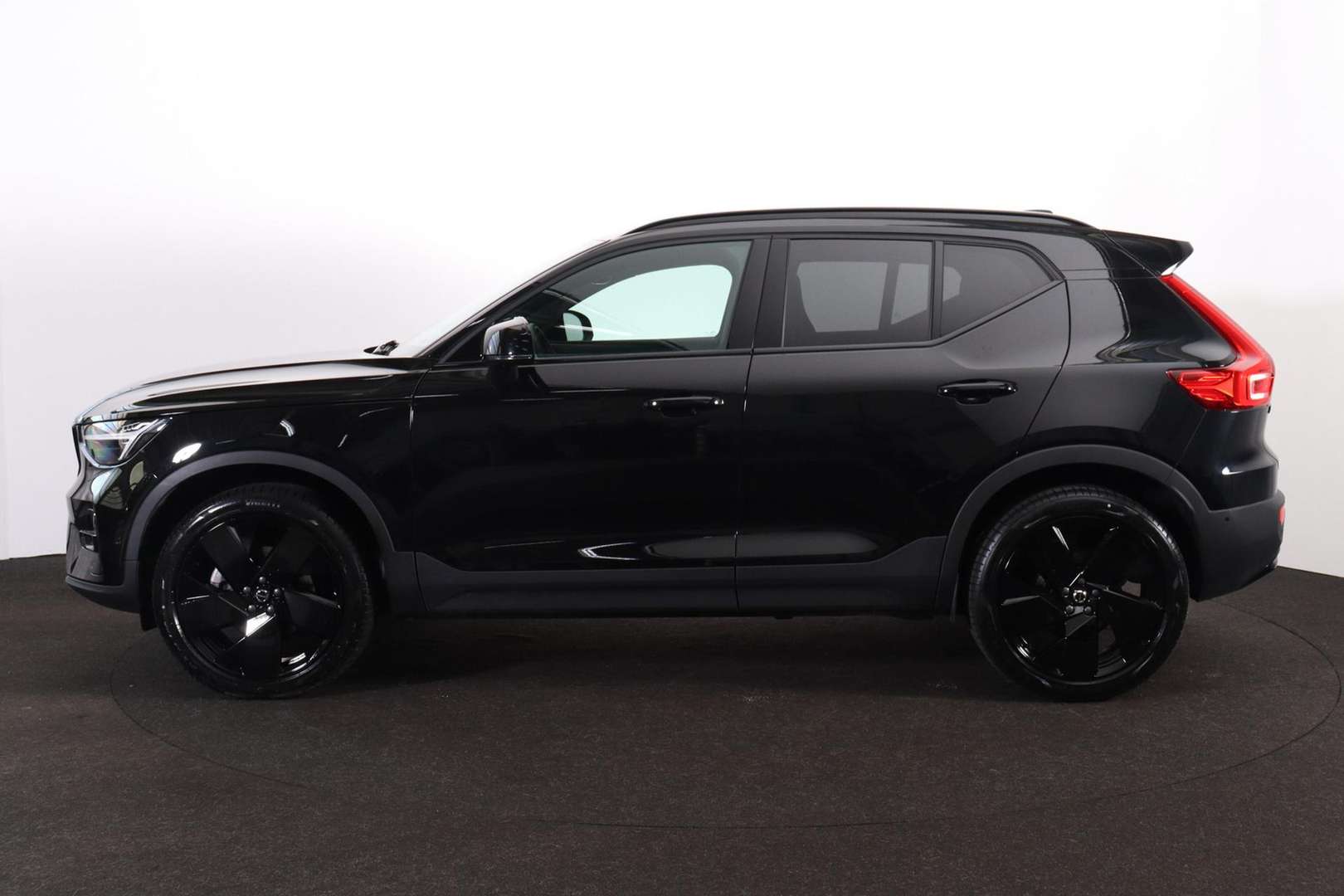 Volvo XC40 B3 Ultra Black Edition - 2025 - Joinsteer - #2