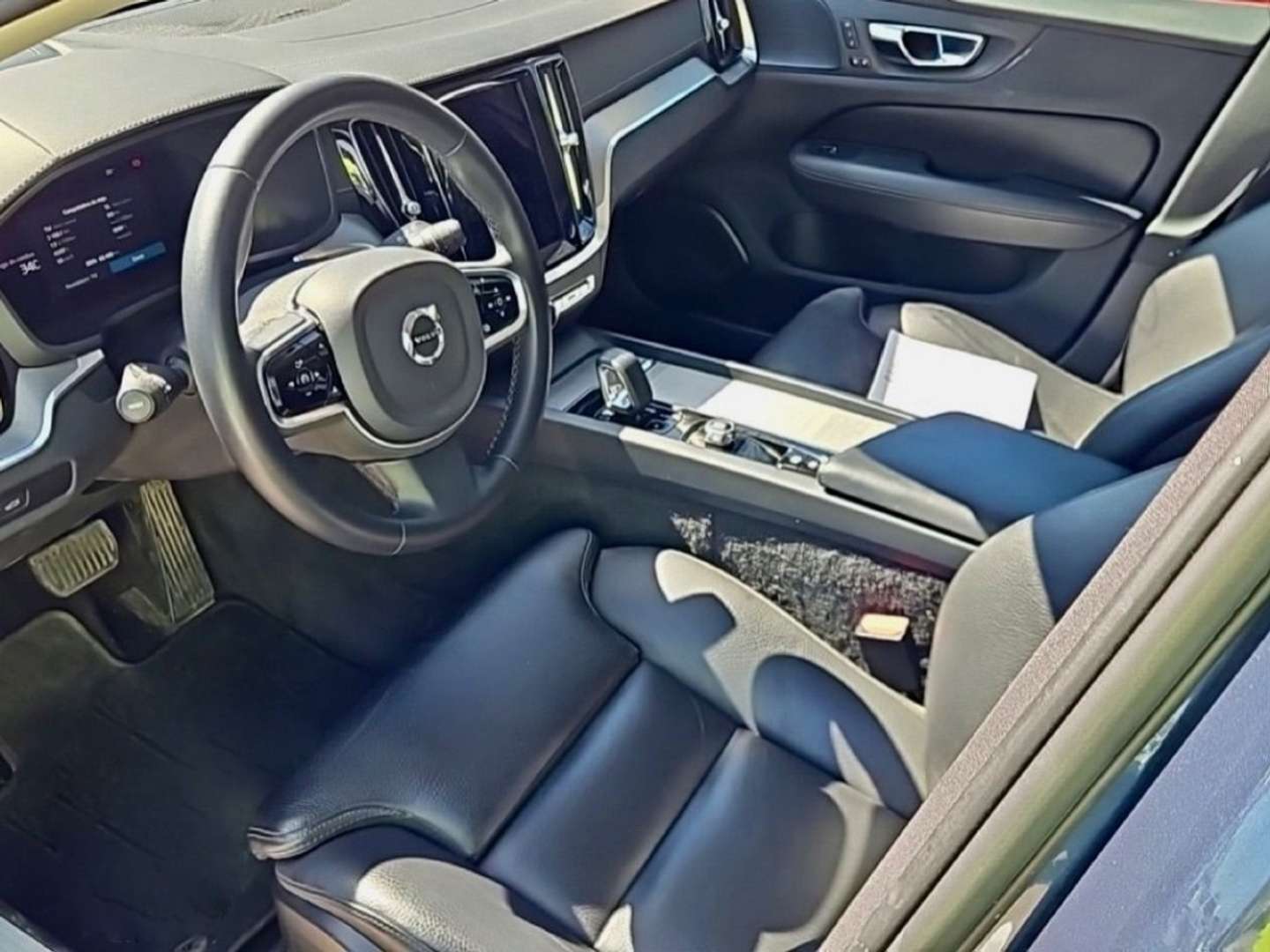 Volvo V60 Cross Country B4 Ultimate - 2023 - Joinsteer - #6