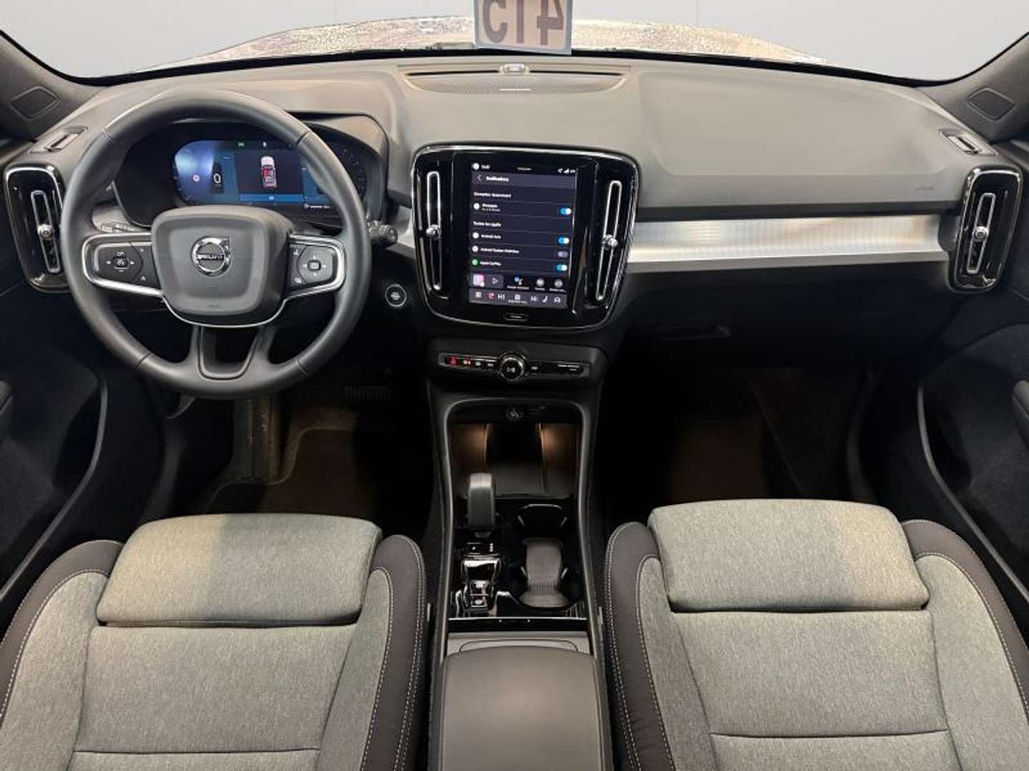 Volvo XC40 B3 Plus - 2025 - Joinsteer - #4