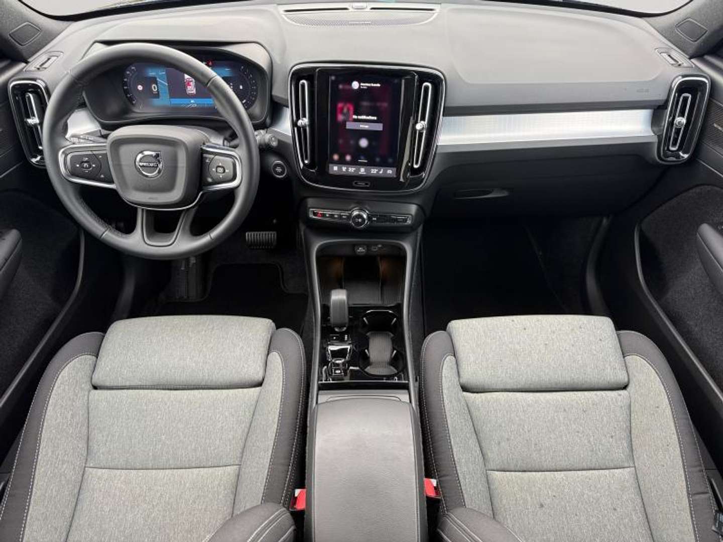 Volvo XC40 B3 Plus - 2025 - Joinsteer - #4