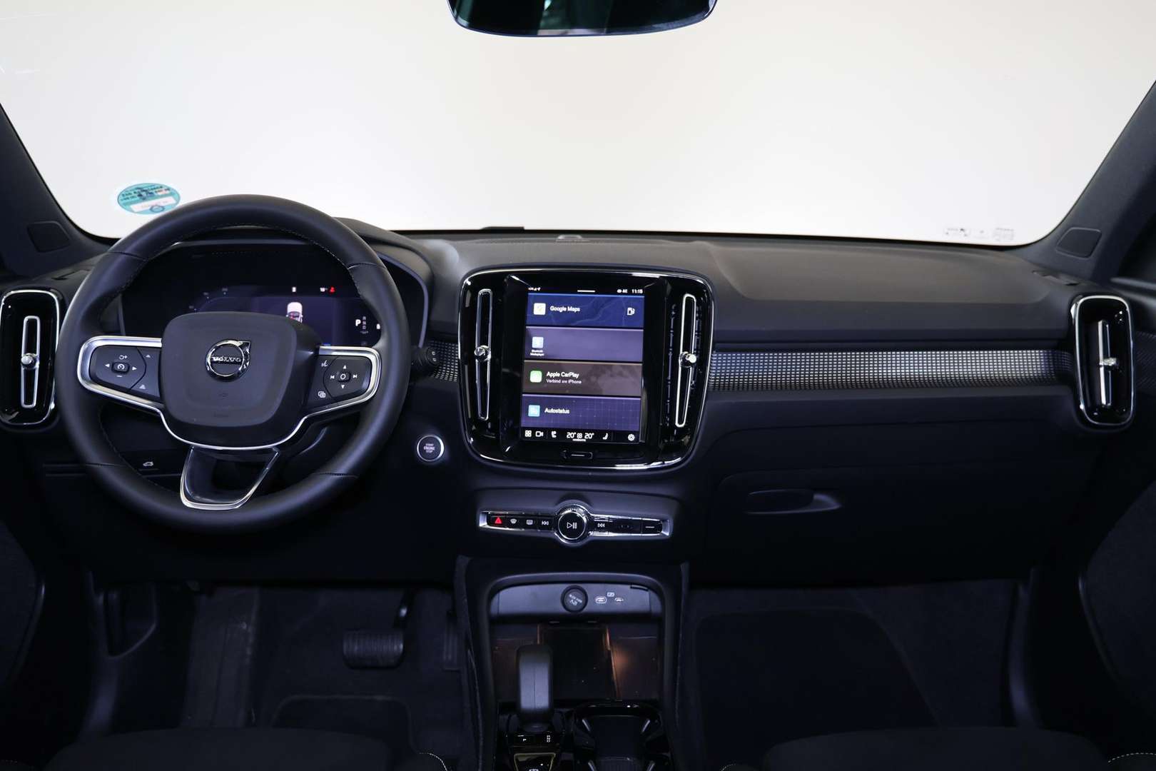 Volvo XC40 B3 Ultra Black Edition - 2025 - Joinsteer - #17