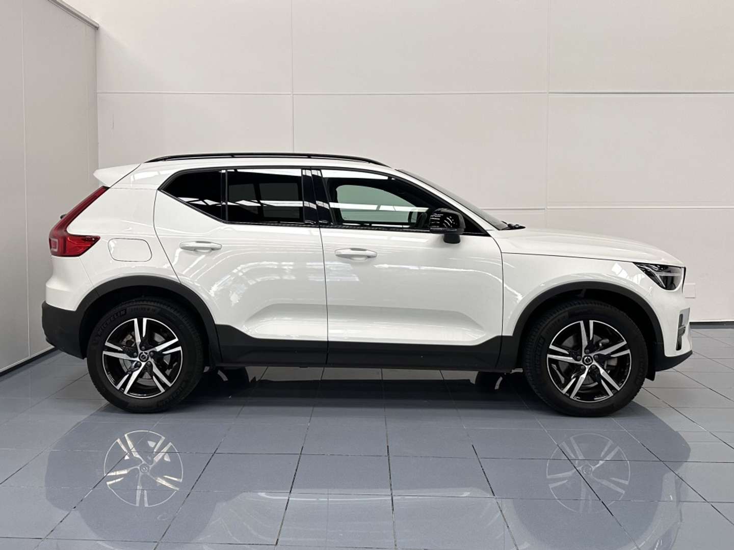Volvo XC40 B3 Plus - 2025 - Joinsteer - #1