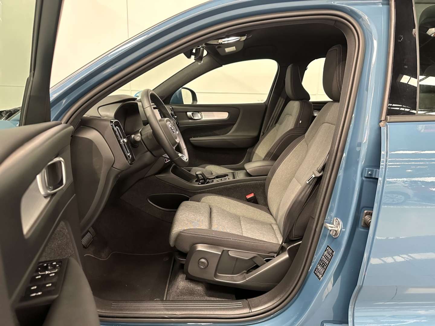 Volvo XC40 B3 Core - 2025 - Joinsteer - #6