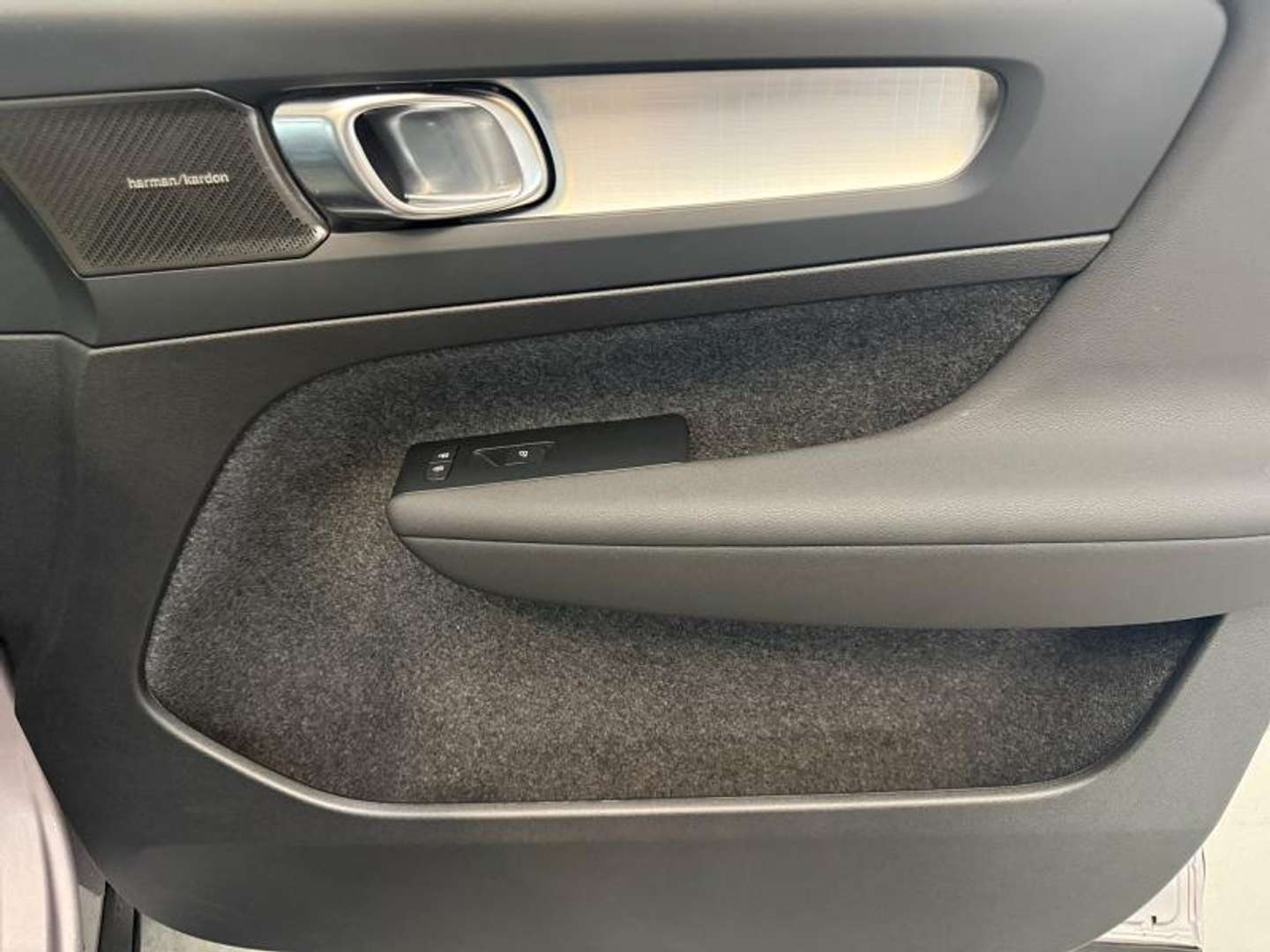 Volvo XC40 B3 Plus - 2025 - Joinsteer - #21