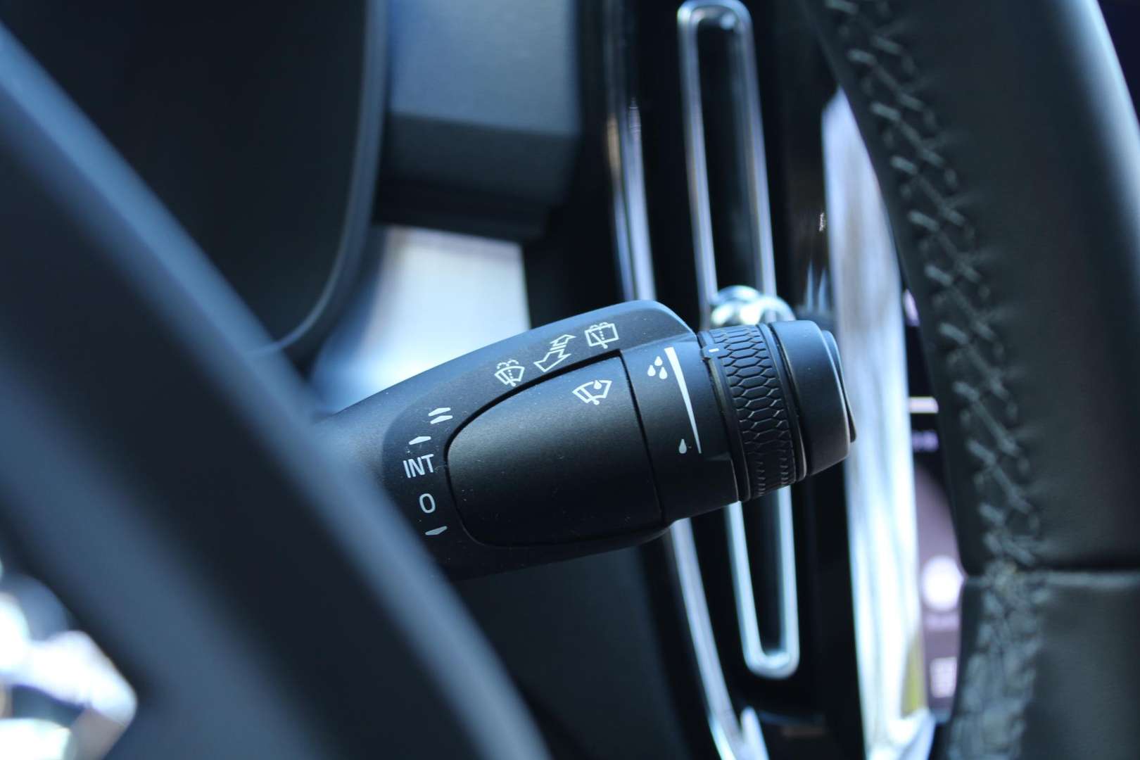 Volvo XC40 B4 Plus - 2025 - Joinsteer - #31