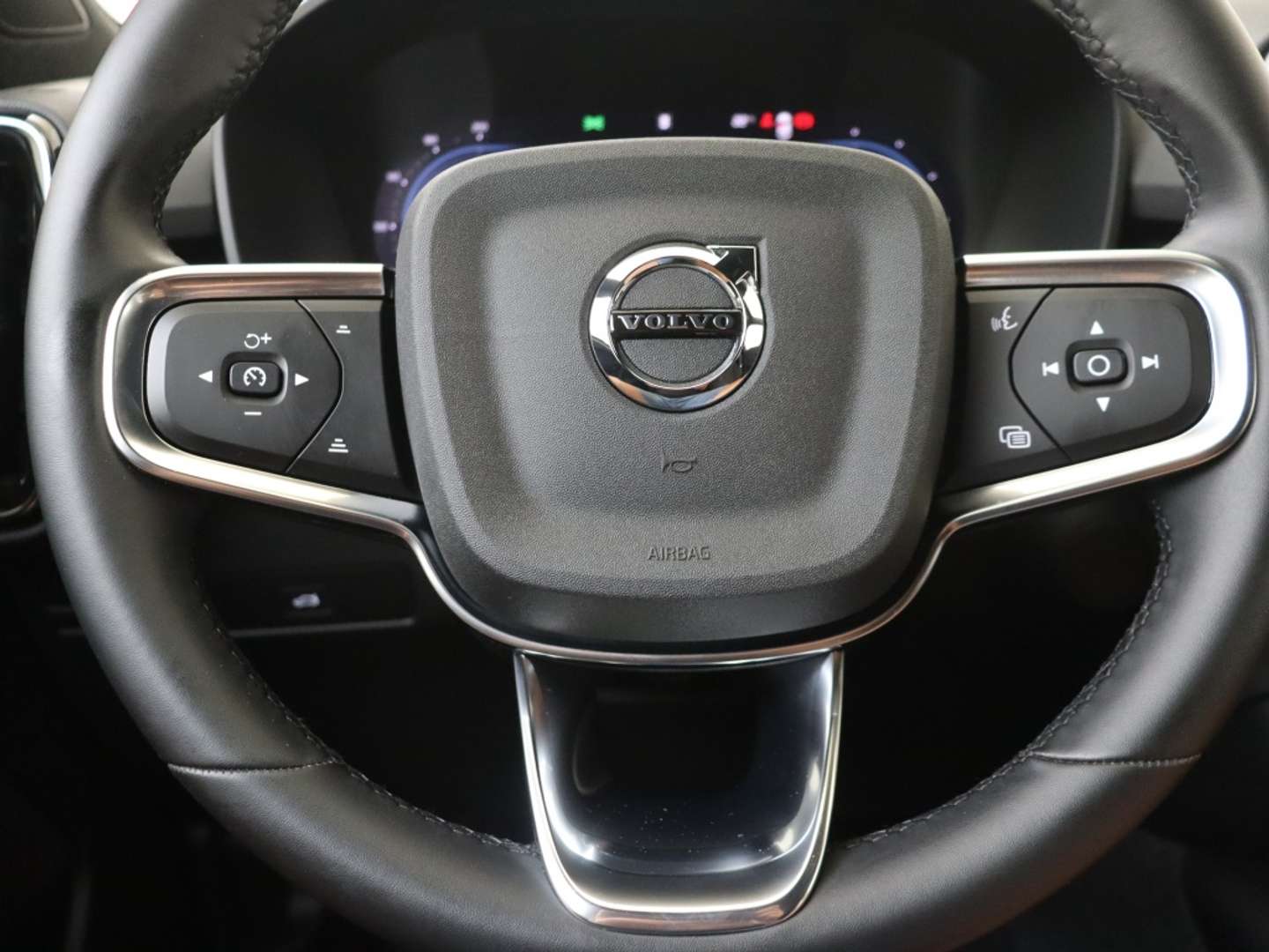 Volvo XC40 Recharge Plus - 2024 - Joinsteer - #21