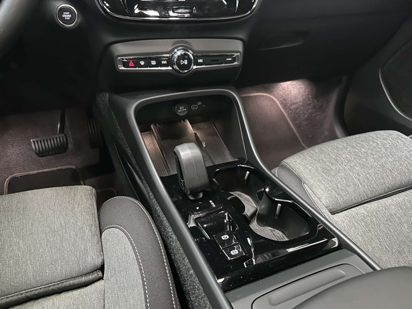Volvo XC40 B3 Plus - 2025 - Joinsteer - #12