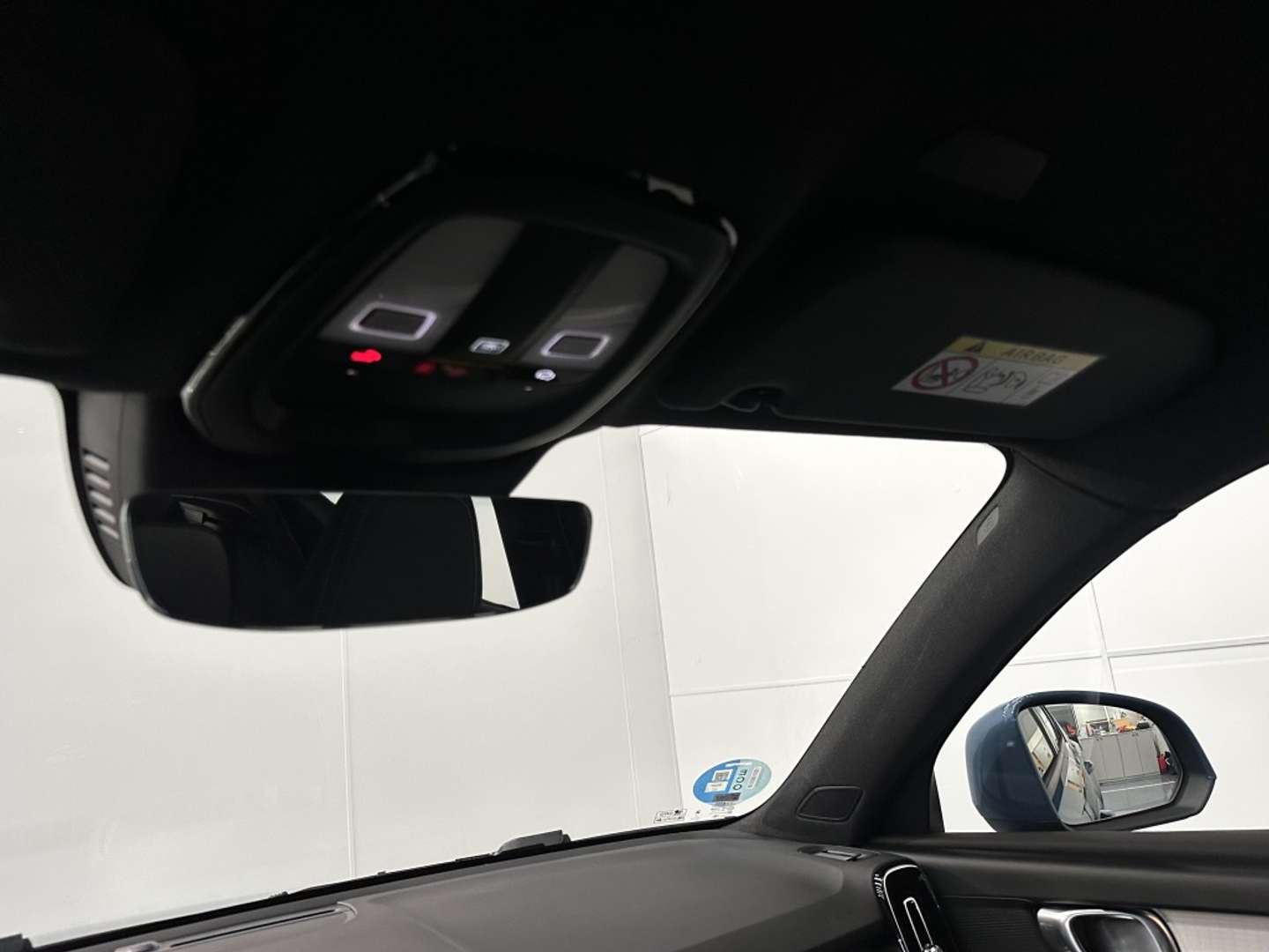 Volvo XC40 B3 Core - 2025 - Joinsteer - #19