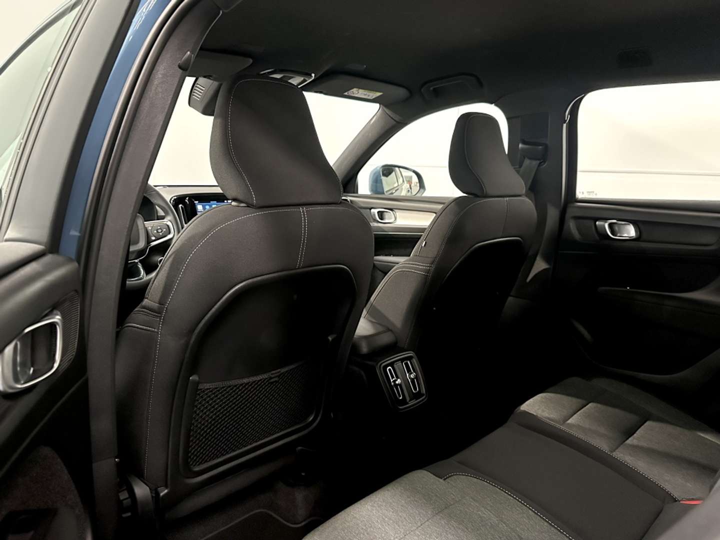 Volvo XC40 B3 Core - 2025 - Joinsteer - #20