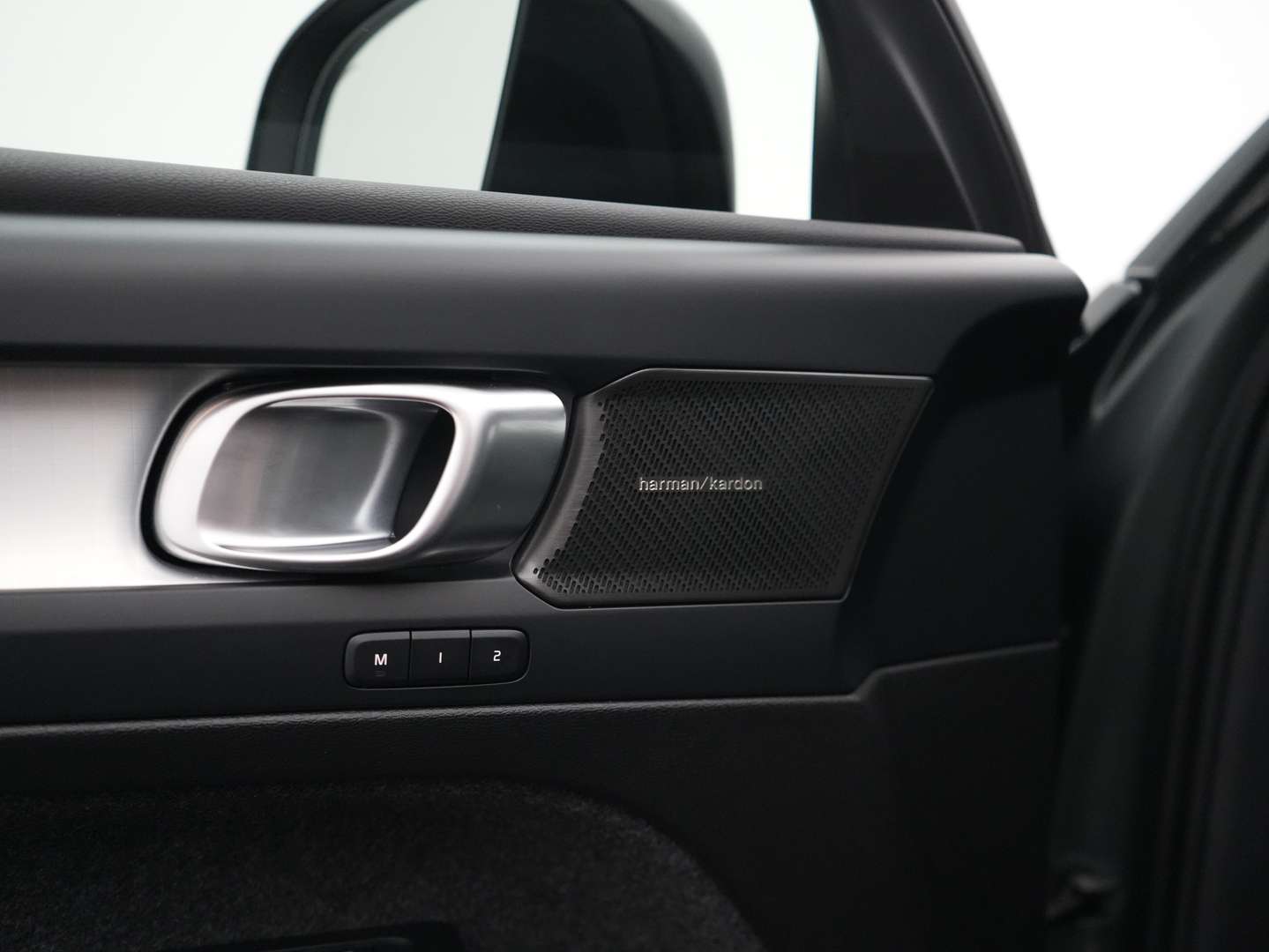 Volvo XC40 B4 Plus - 2025 - Joinsteer - #25