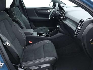 Volvo C40 Recharge PLUS — photo 12