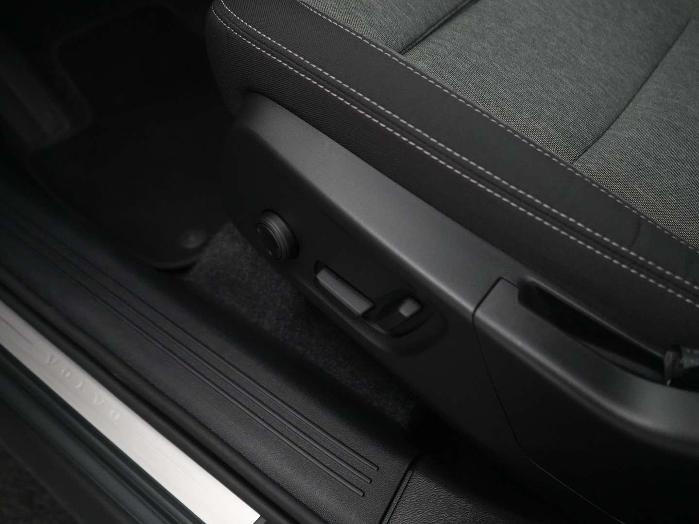 Volvo XC40 B4 Plus - 2025 - Joinsteer - #27