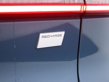 Volvo C40 Recharge PLUS — photo 43