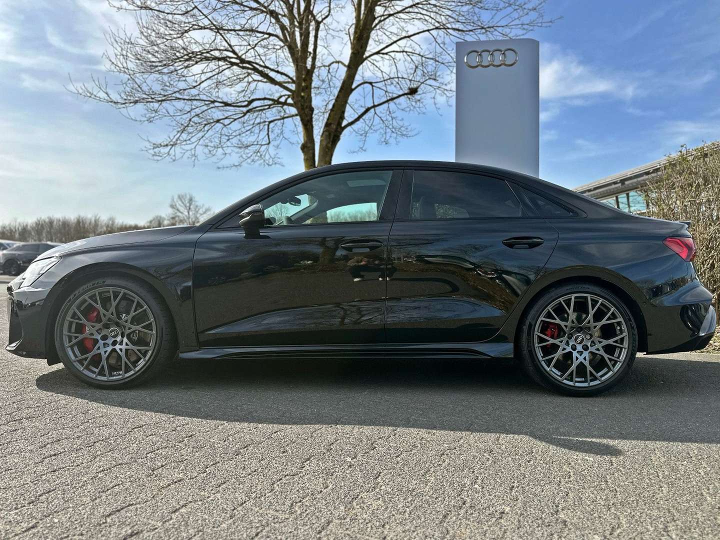 Audi RS3 Limousine Black - 2024 - Joinsteer - #1