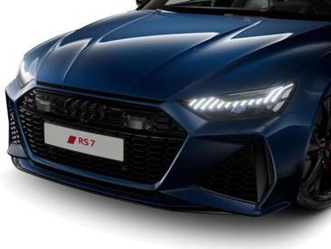 Audi RS7 — photo 8