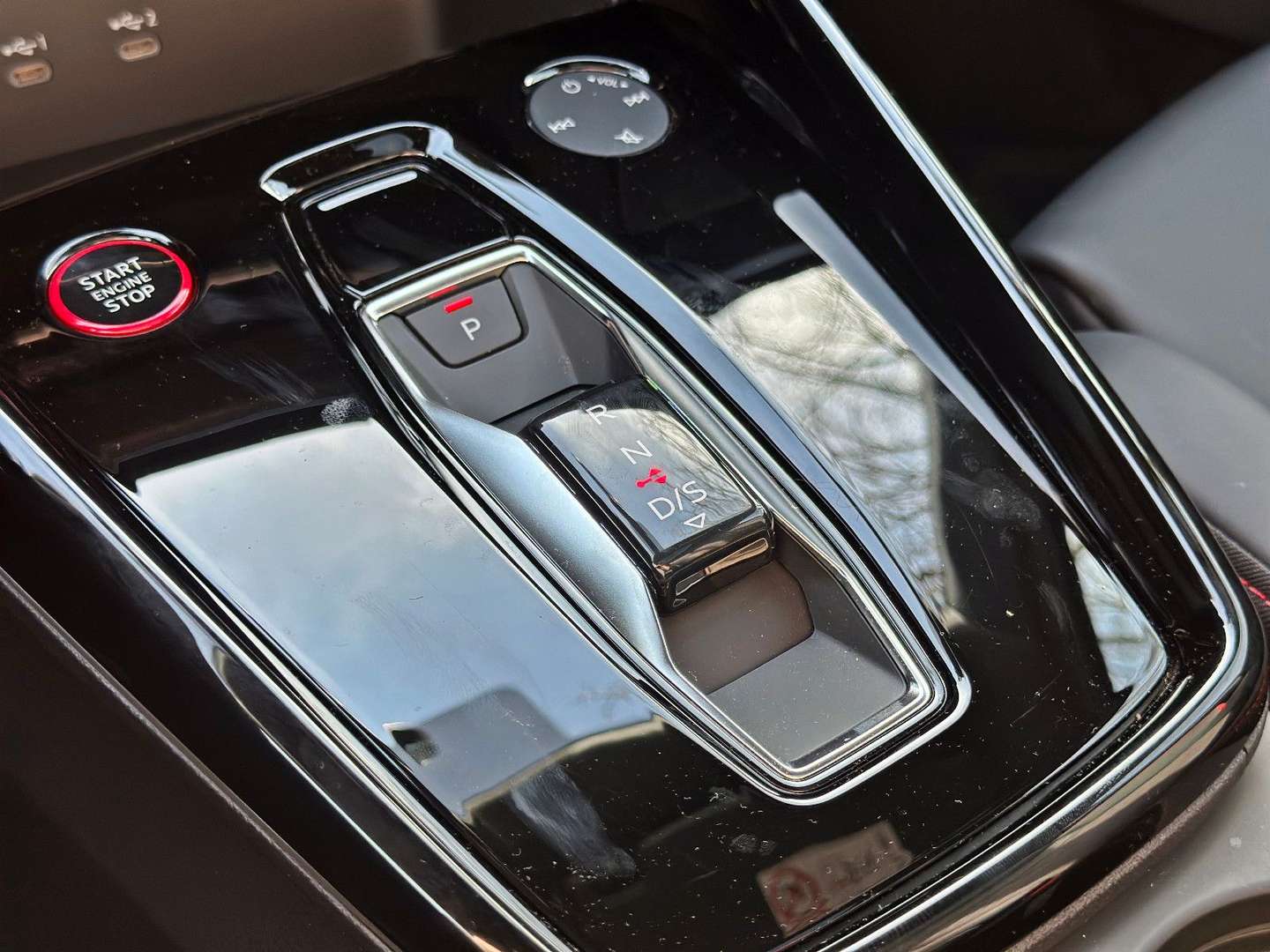 Audi RS3 Limousine Black - 2024 - Joinsteer - #16