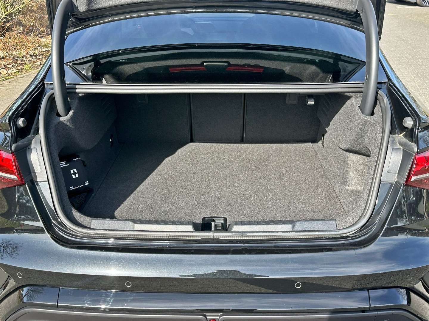 Audi RS3 Limousine Black - 2024 - Joinsteer - #25