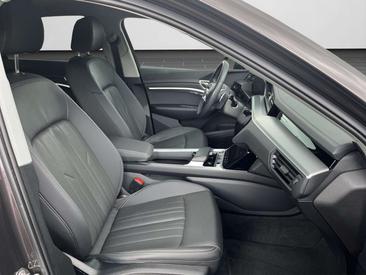 Audi Q8 E-tron S Line 55 E-tron — photo 4
