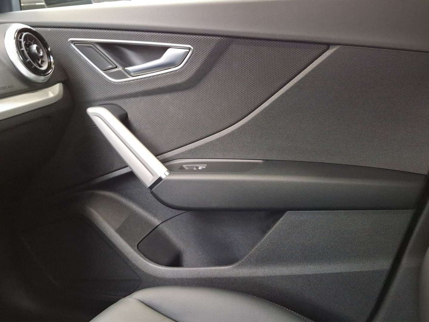 Audi Q2 S Line 35 TFSI - 2025 - Joinsteer - #17