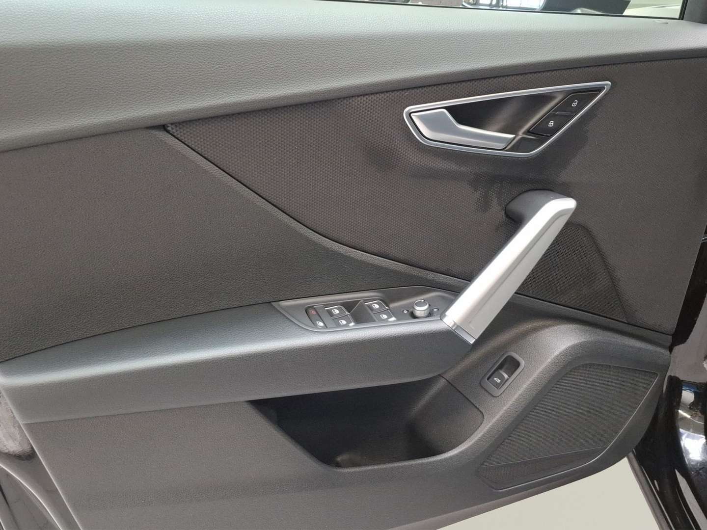Audi Q2 S Line 35 TFSI - 2025 - Joinsteer - #13