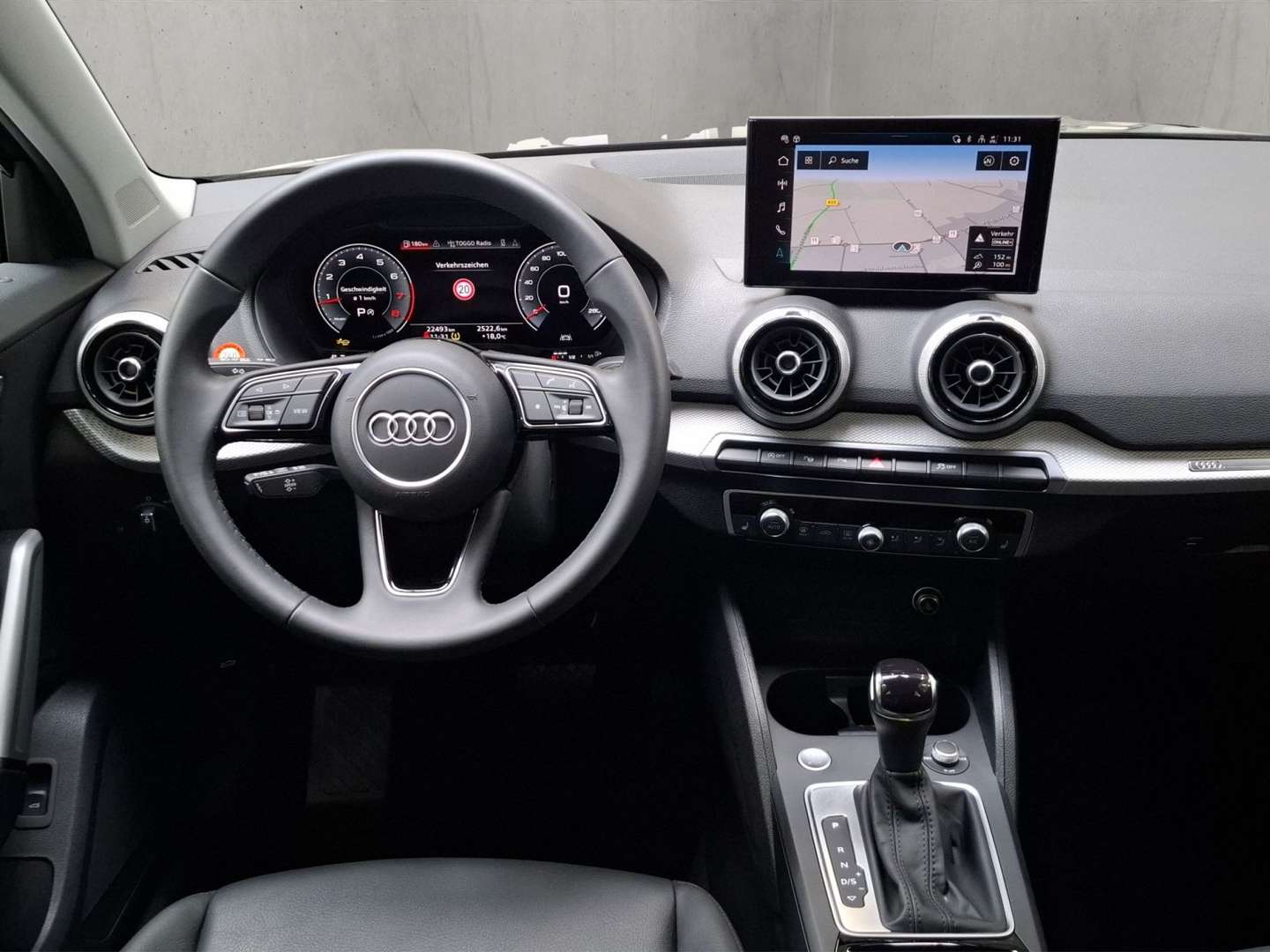 Audi Q2 S Line 35 TFSI - 2025 - Joinsteer - #15