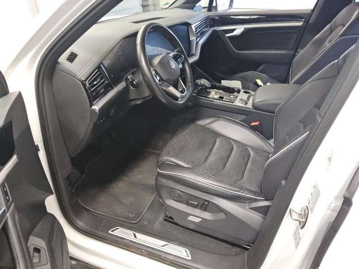 Volkswagen Touareg TDI 4Motion Elegance - 2022 - Joinsteer - #3