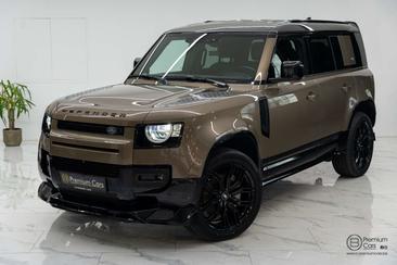 Land Rover Defender 110 P400e AWD — photo 2