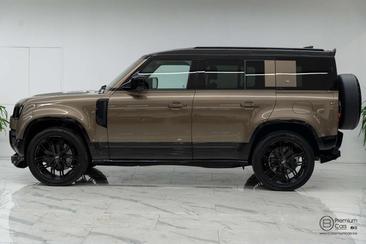 Land Rover Defender 110 P400e AWD — photo 8