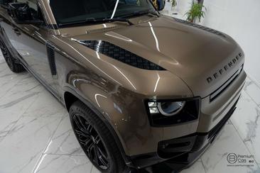 Land Rover Defender 110 P400e AWD — photo 19