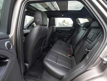 Land Rover Range Rover Evoque P300e AWD R-Dynamic SE — photo 10