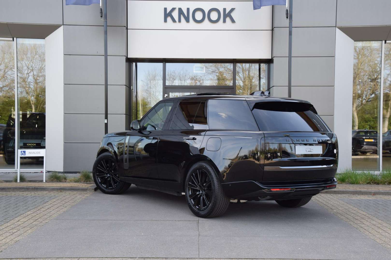 Land Rover Range Rover P550e SV Two-Tone Interieur | Obsidian Black - 2026 - Joinsteer - #3