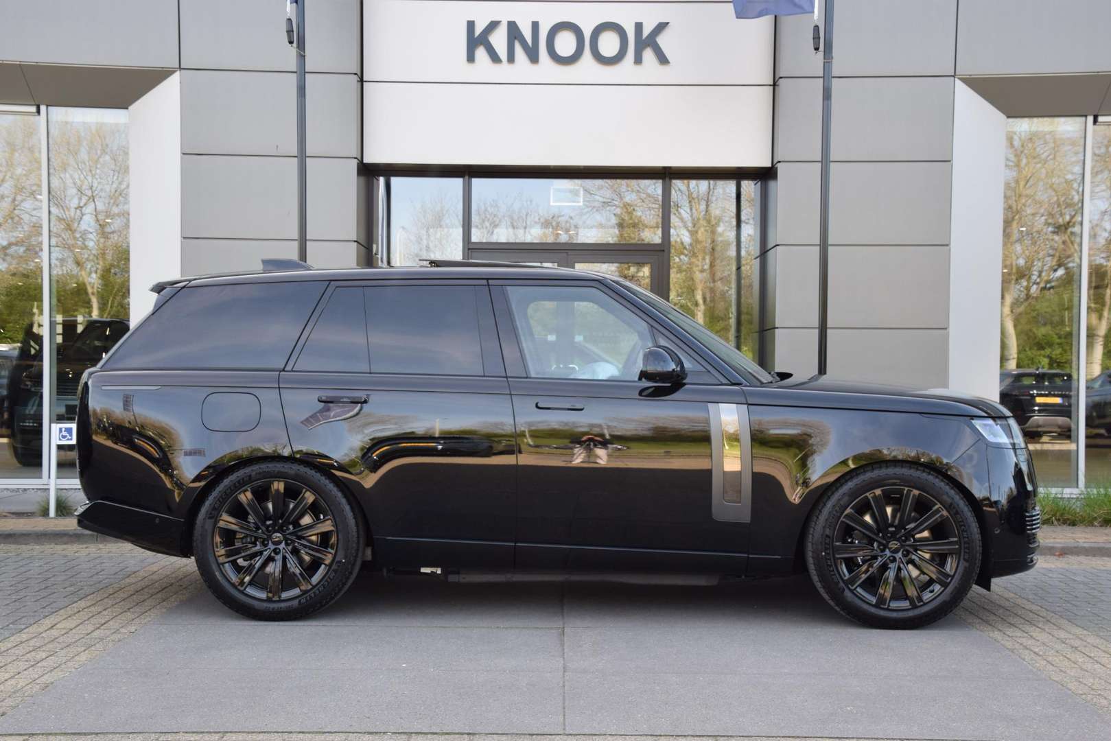 Land Rover Range Rover P550e SV Two-Tone Interieur | Obsidian Black - 2026 - Joinsteer - #8