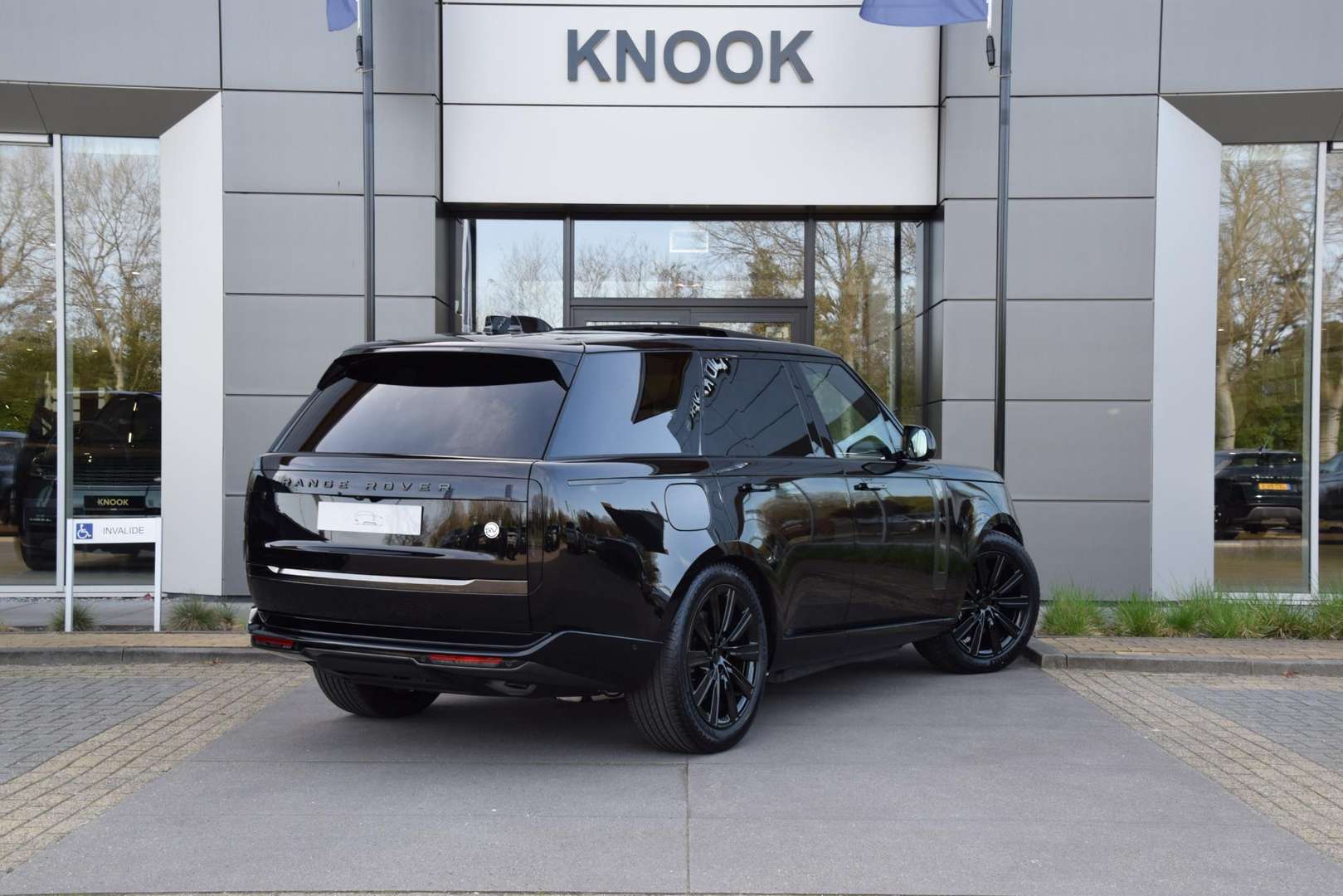 Land Rover Range Rover P550e SV Two-Tone Interieur | Obsidian Black - 2026 - Joinsteer - #9