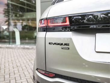 Land Rover Range Rover Evoque P300e AWD R-Dynamic SE — photo 33