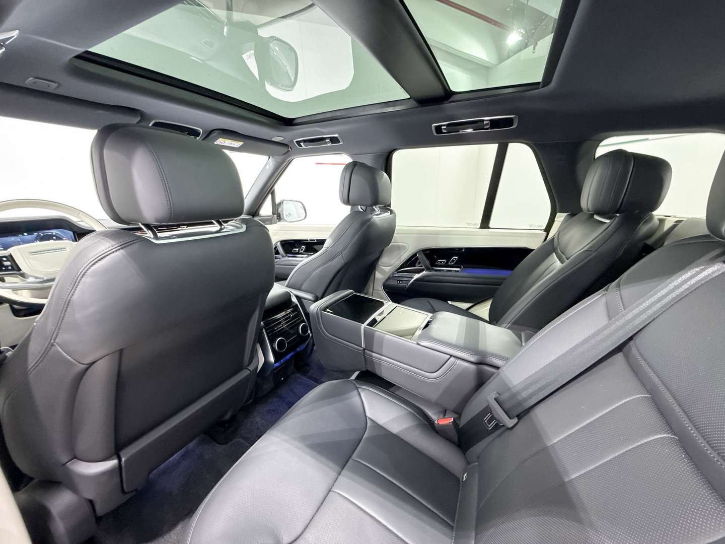 Land Rover Range Rover HSE 3.0D I6 350 MHEV - 2025 - Joinsteer - #19