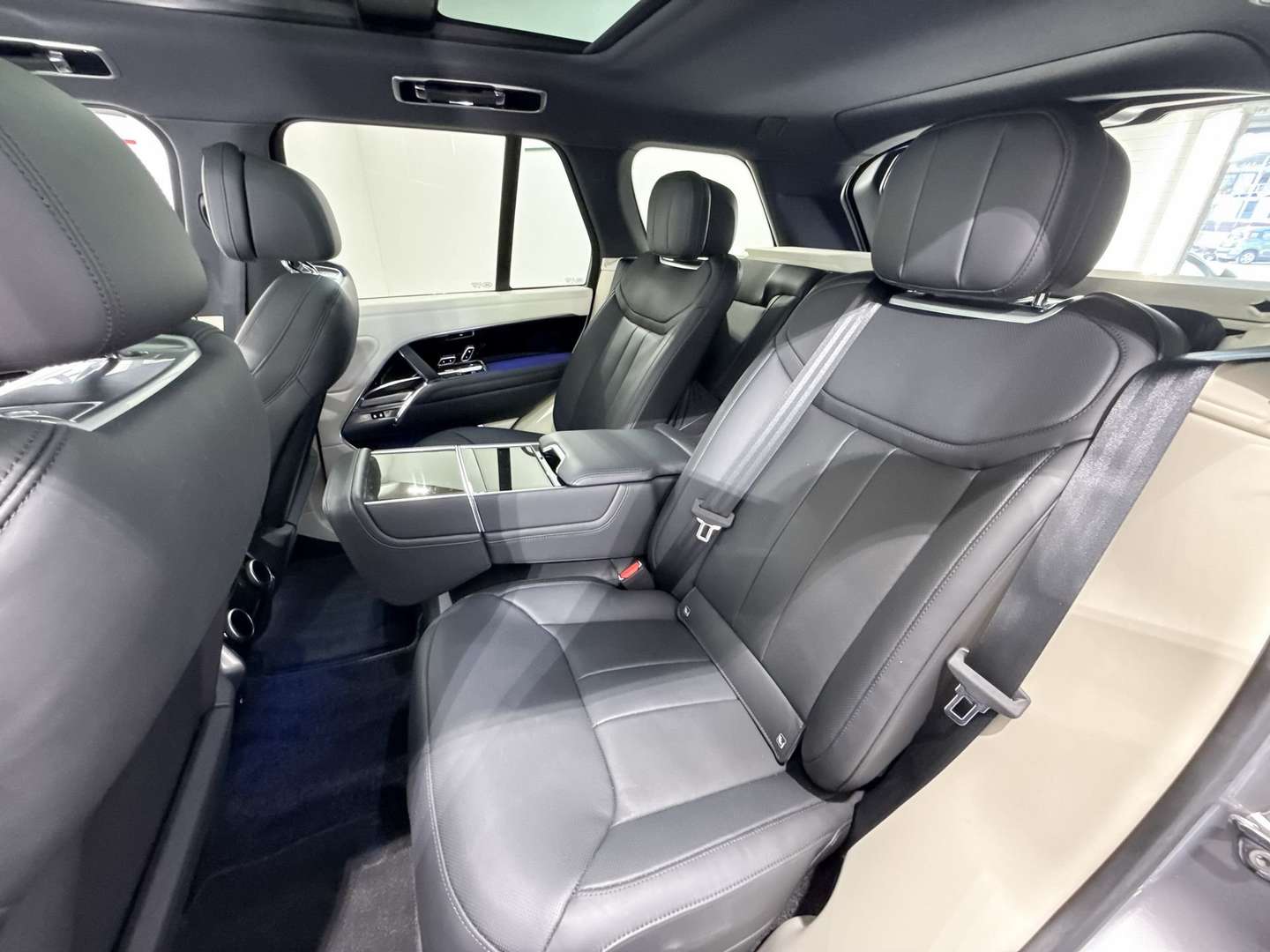 Land Rover Range Rover HSE 3.0D I6 350 MHEV - 2025 - Joinsteer - #20
