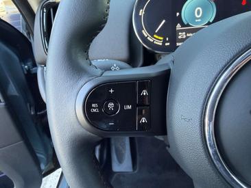 Mini Countryman COOPER SE — photo 10