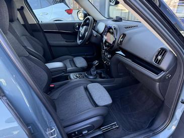 Mini Countryman COOPER SE — photo 33