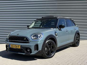 Mini Countryman COOPER SE — photo 38