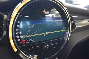 Mini Cabrio COOPER — photo 17