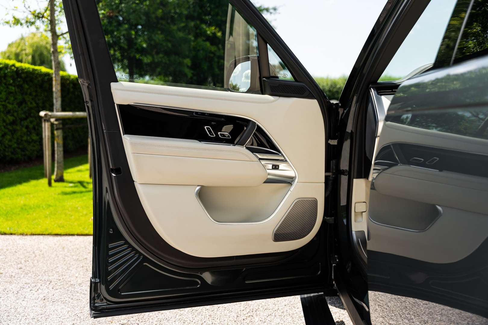Land Rover Range Rover P460e Autobiography - 2024 - Joinsteer - #13