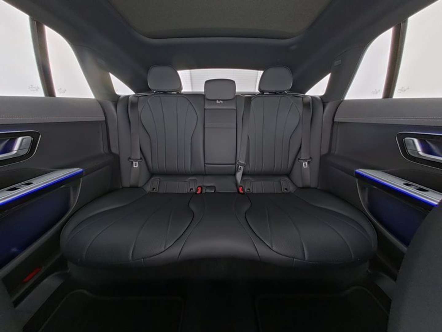 Mercedes EQE 300 Night Edition - 2025 - Joinsteer - #7