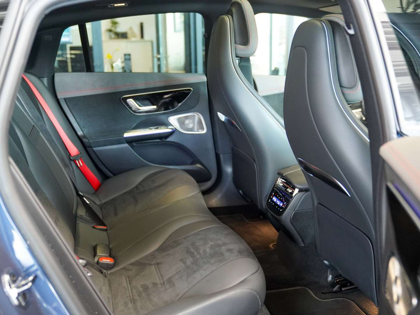 Mercedes EQE 350 AMG Line - 2025 - Joinsteer - #13