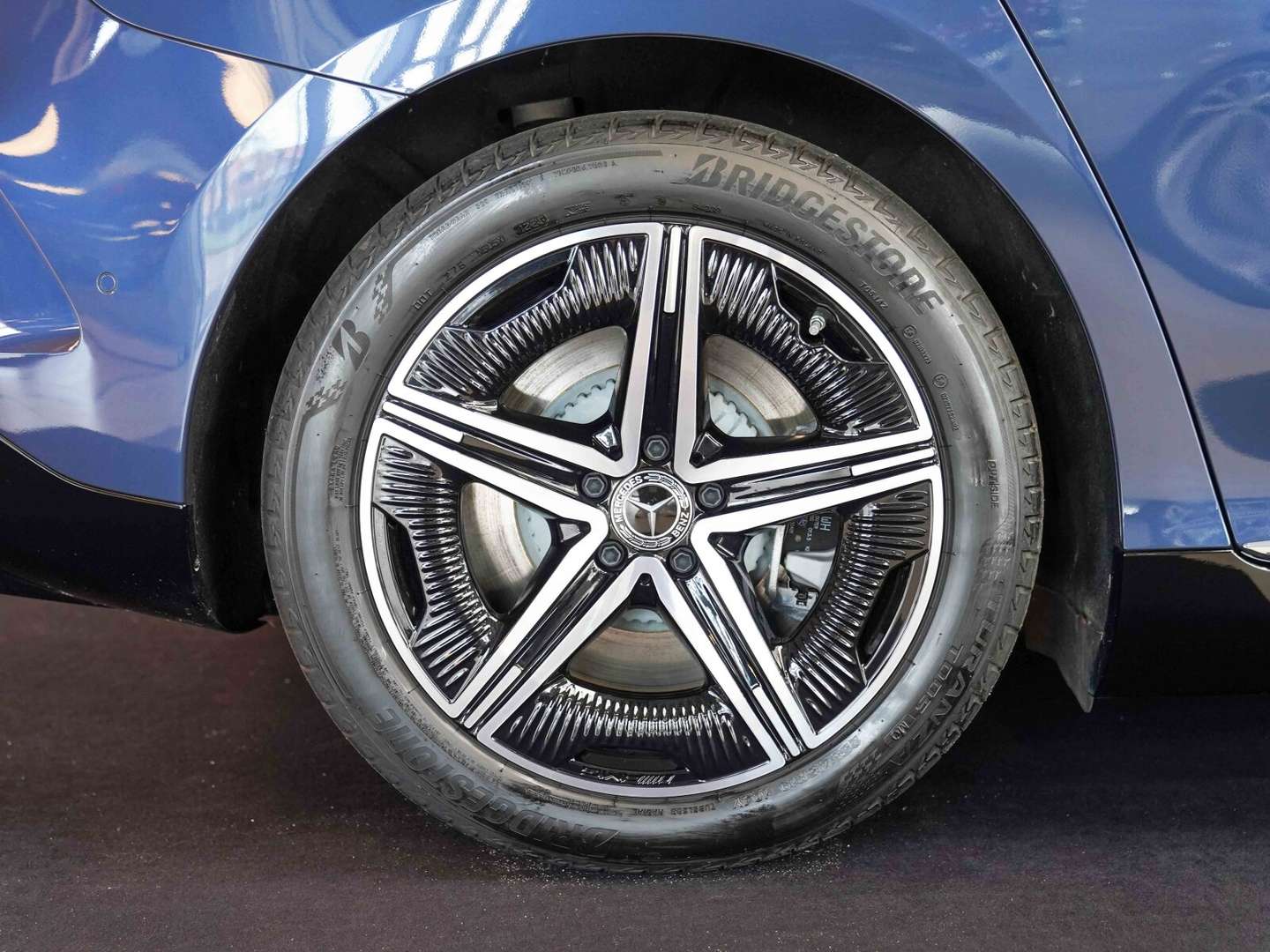 Mercedes EQE 350 AMG Line - 2025 - Joinsteer - #1